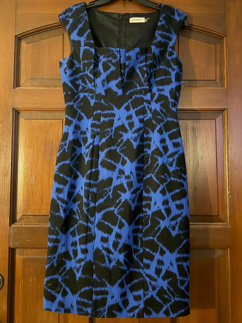 Calvin Klein Black and Blue Abstract Print Sheath Dress